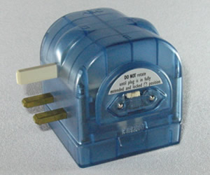 GeoPlug Universal — universal international travel power adapter